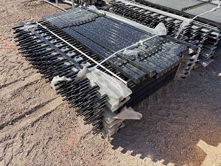 #25356-•-fencing-image-2