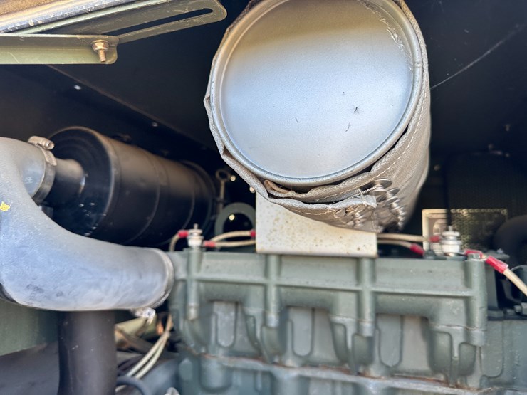 #32822-•-military-generator-image-37