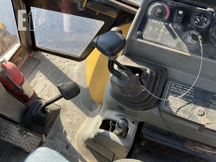 1999-caterpillar-416c-image-18