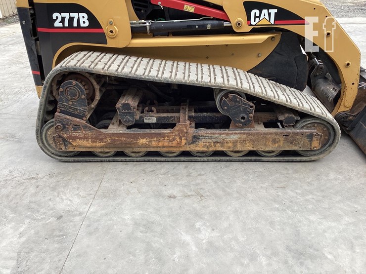 2004-caterpillar-277b-image-12