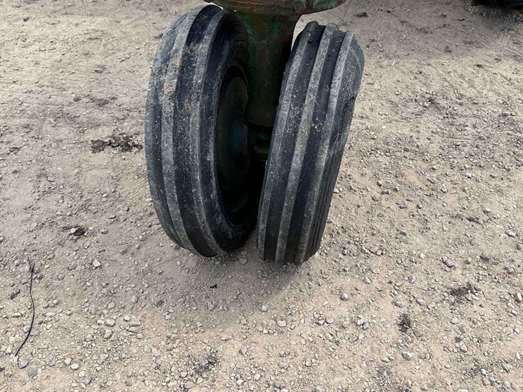 oliver-super-88-gas-row-crop-image-3