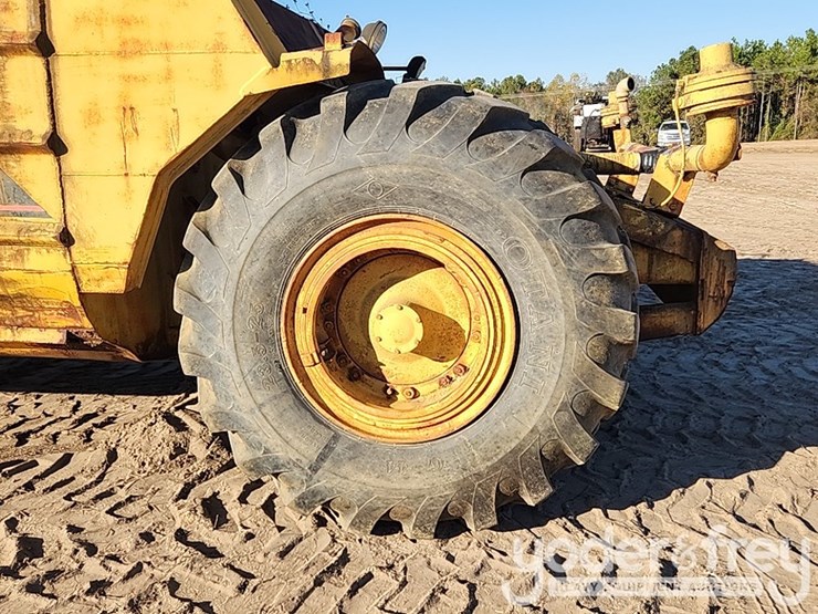 1990-caterpillar-613c-image-14