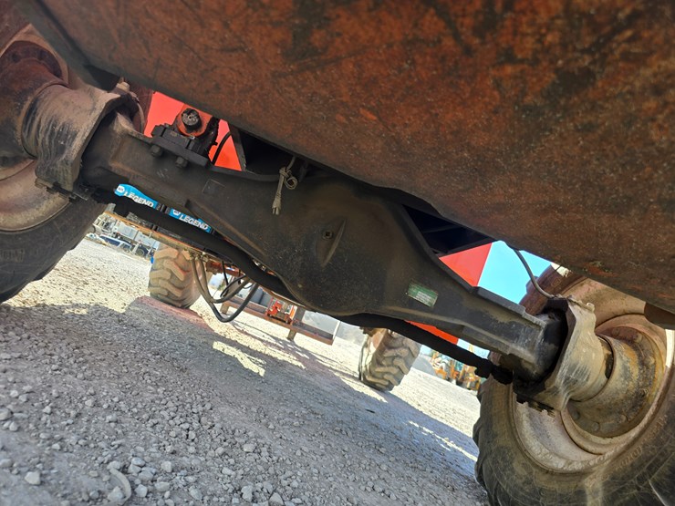 1994-jlg-8042-image-81