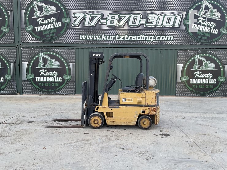 1990-caterpillar-t50d-image-1