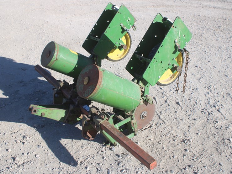 john-deere-71-image-3