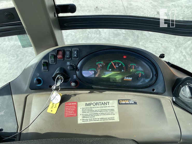 2015-case-580n-image-16