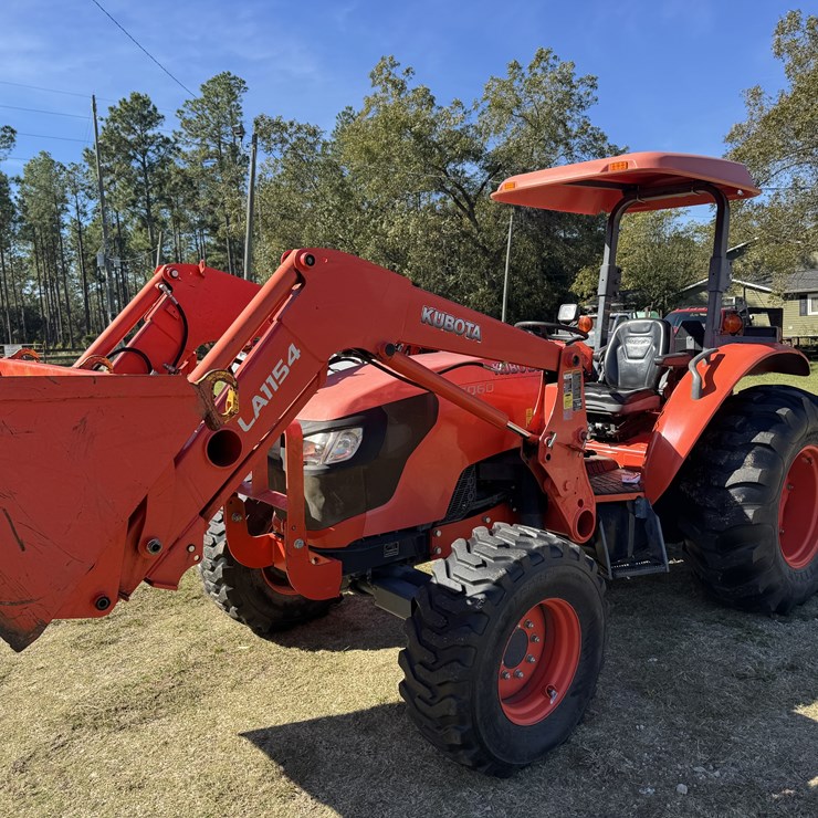 2017 KUBOTA M7060