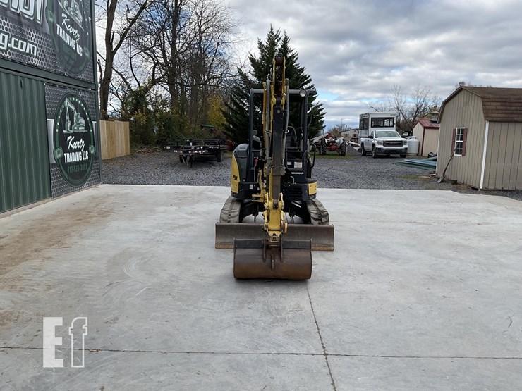 2020-yanmar-vio35-6a-image-7