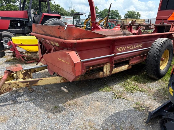 new-holland-518-image-1