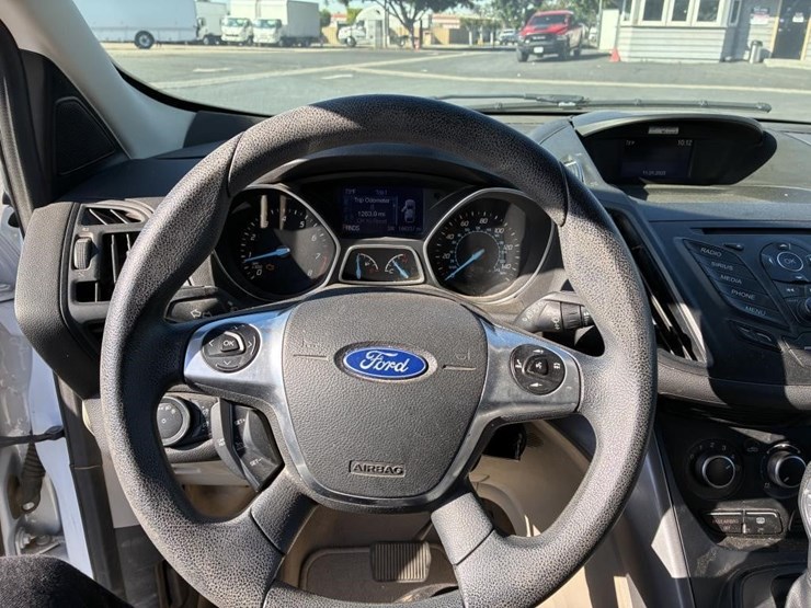 2015-ford-escape-image-14