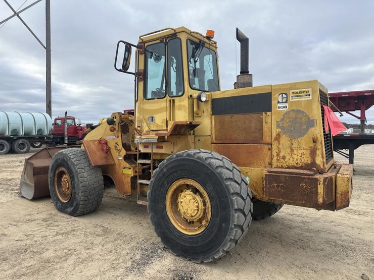 1988-caterpillar-936e-image-3