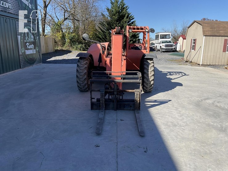 2006-lull-644e-42-image-7