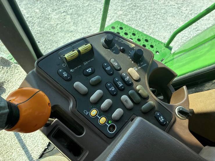 2001-john-deere-9750-image-112