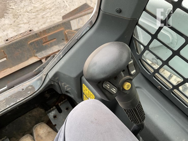 2020-bobcat-s76-image-17