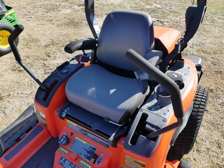 2011-kubota-zg222-image-9