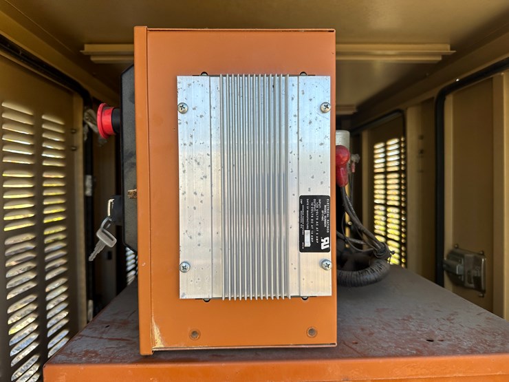 john-deere-4024t-image-32