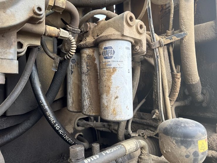 #1881-•-2020-volvo-ec480e-excavator-image-25