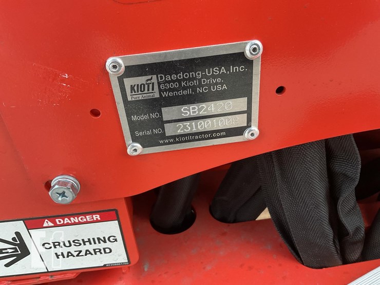 2025-kioti-sb2420-image-5