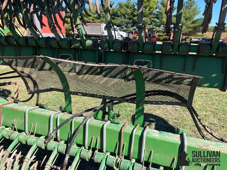 john-deere-400-image-19