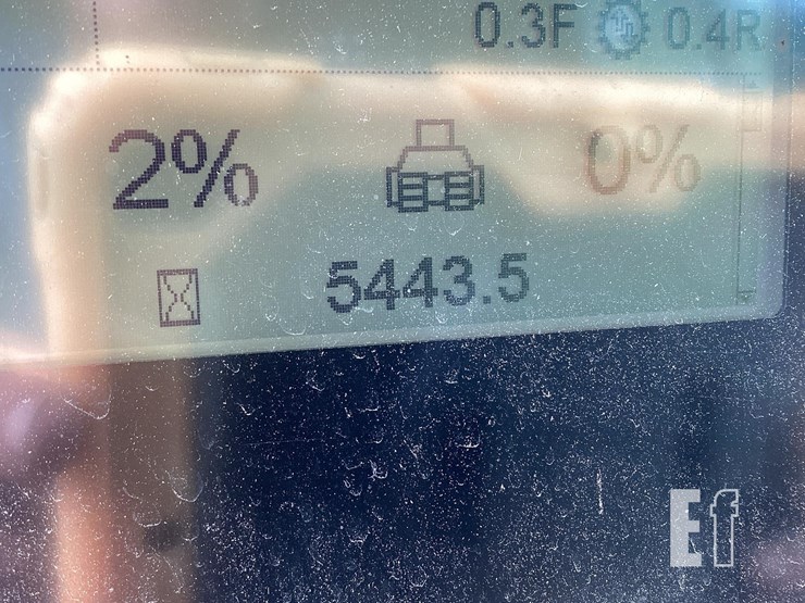 2018-caterpillar-d7e-image-18