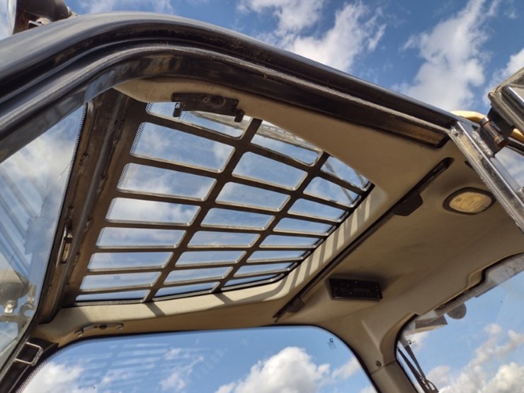 13-cat-407c-telehandler-w/bucket-&-forks-(qea-5956)-image-14