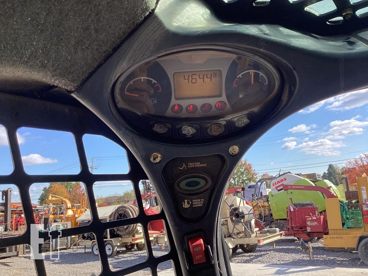 2013-bobcat-s550-image-17