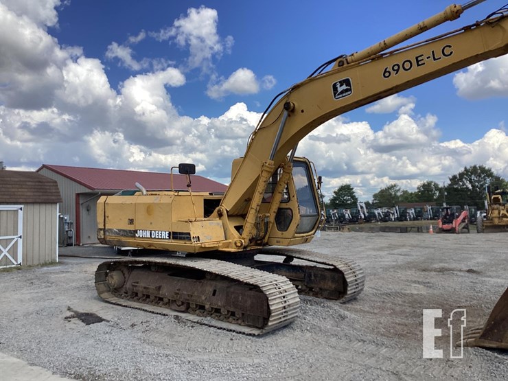 1998-deere-690e-lc-image-9