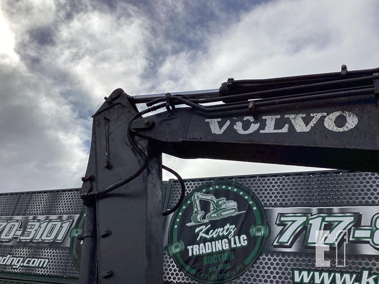 2020-volvo-ecr145el-image-10