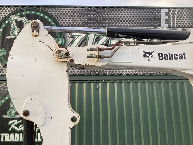 2006-bobcat-435-image-11