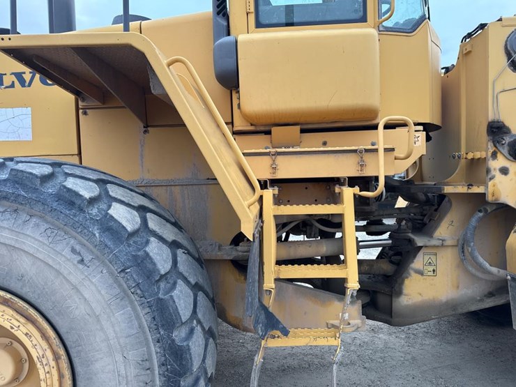 #1911-•-2004-volvo-220e-loader-image-43