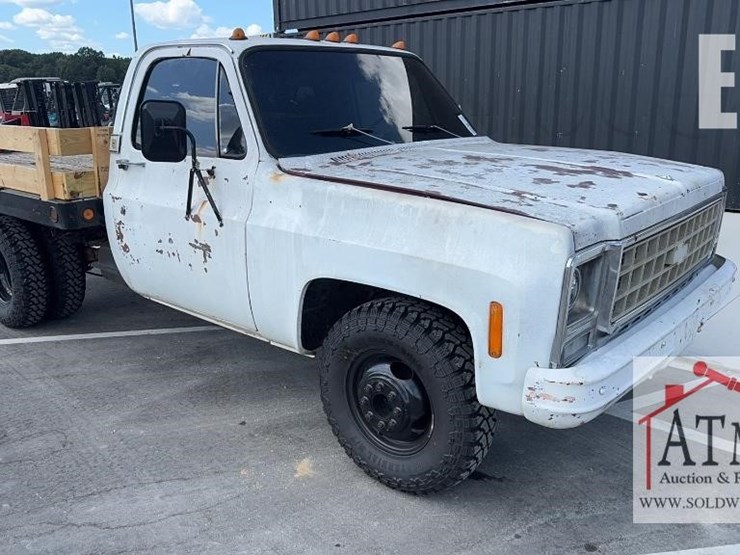1980-chevrolet-dually-flatbed-image-1