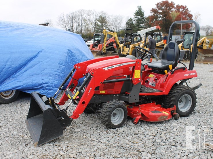 massey-ferguson-gc1723e-image-1