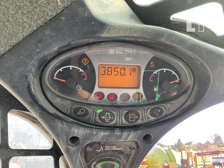 2018-bobcat-t870-image-21