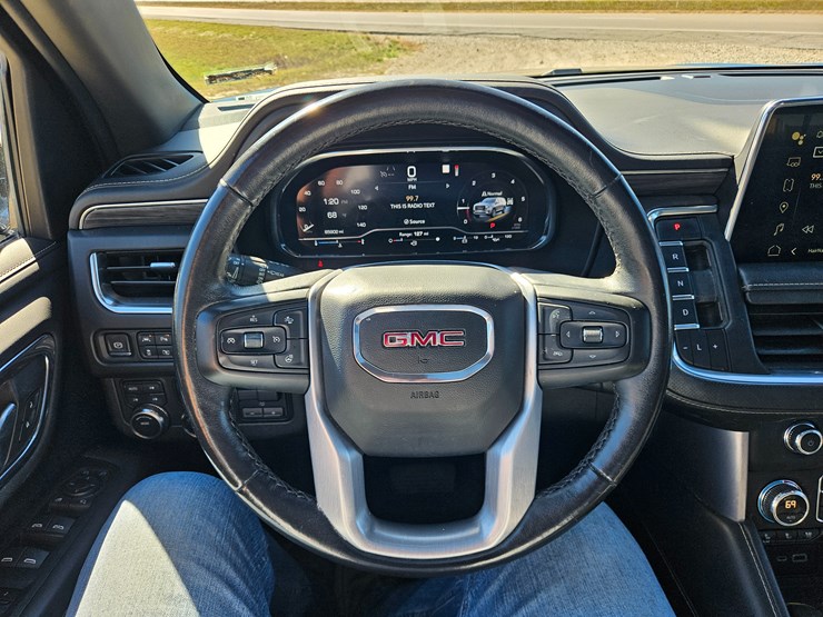 2022-gmc-yukon-xl-image-39