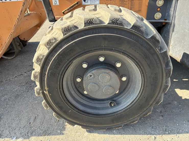 2018-case-580sn-image-18