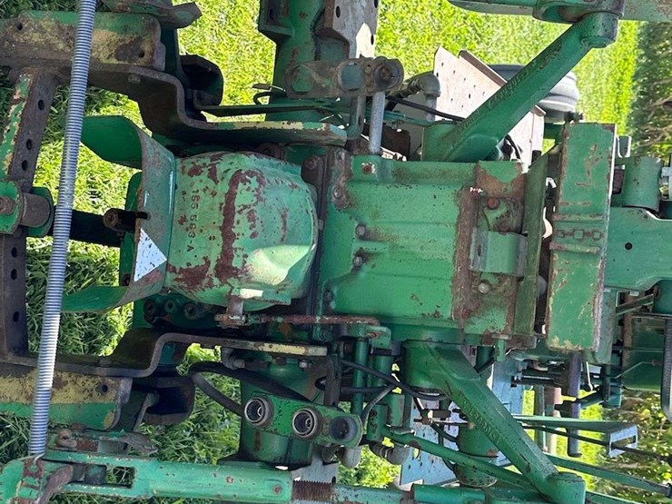 oliver-1555-image-33