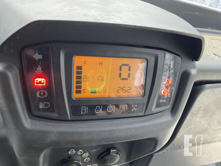 kubota-rtvx1140-image-13