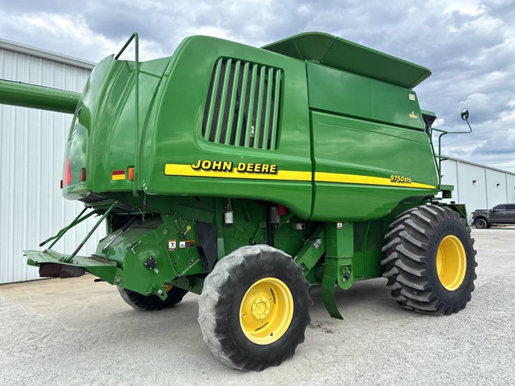 2001-john-deere-9750-image-4