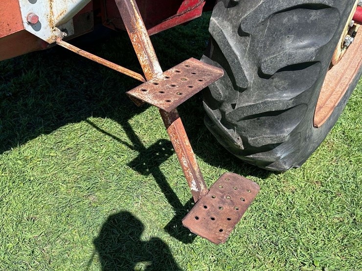 cockshutt-1550-image-24