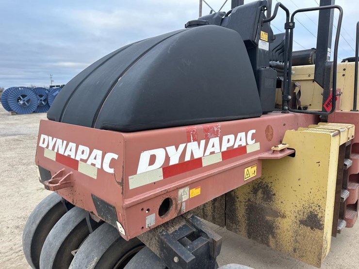 2007-dynapac-cp142-image-9