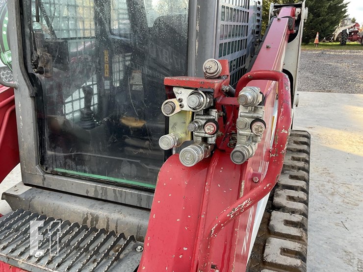 2014-takeuchi-tl10-image-11