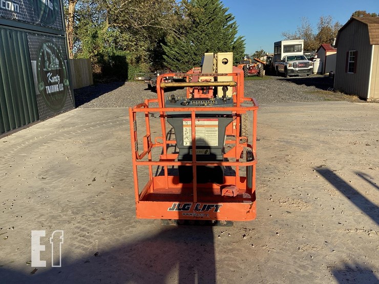 2008-jlg-e400ajpn-image-7
