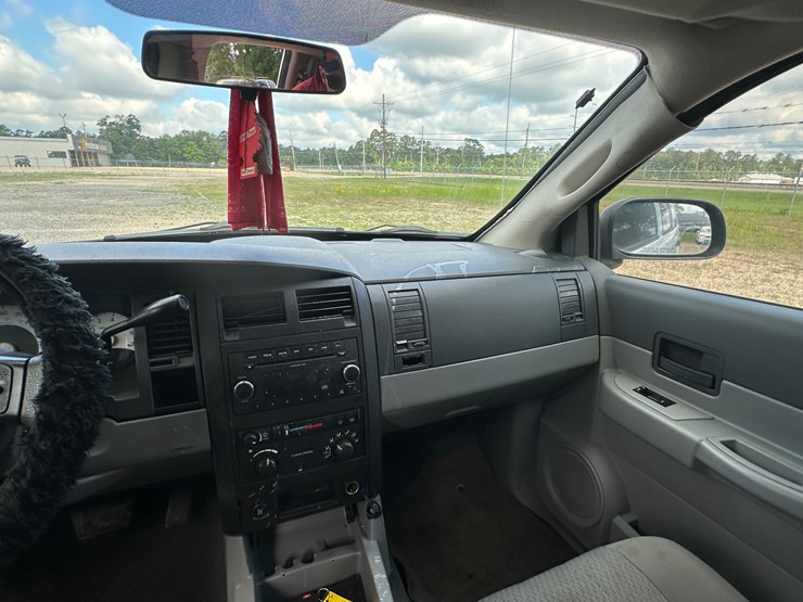 2009-dodge-durango-image-40