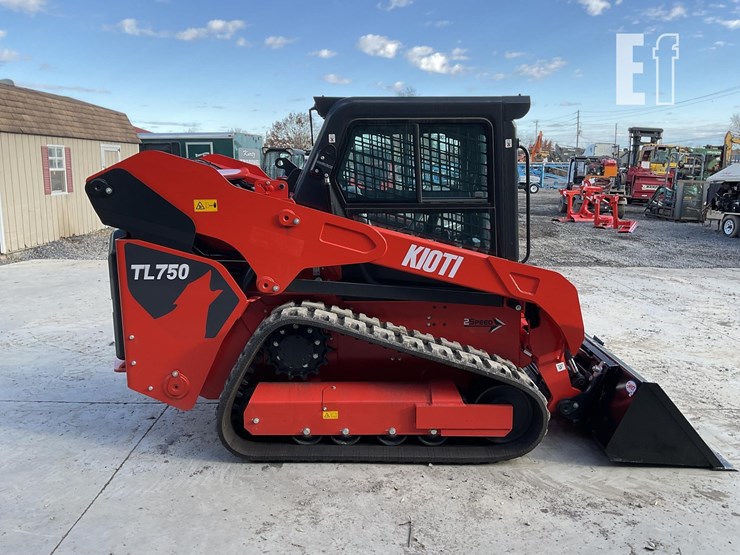 2025-kioti-tl750-image-5