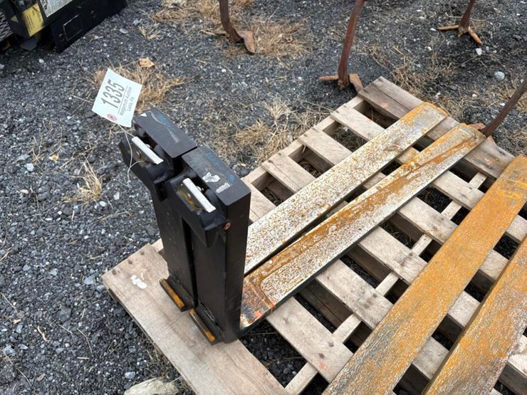 forklift-fork-image-1