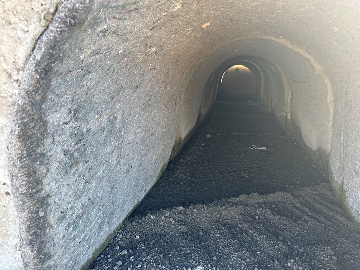 #32727-•-lot-of-(13)-~57"x80"-concrete-culvert-sectionss-image-2