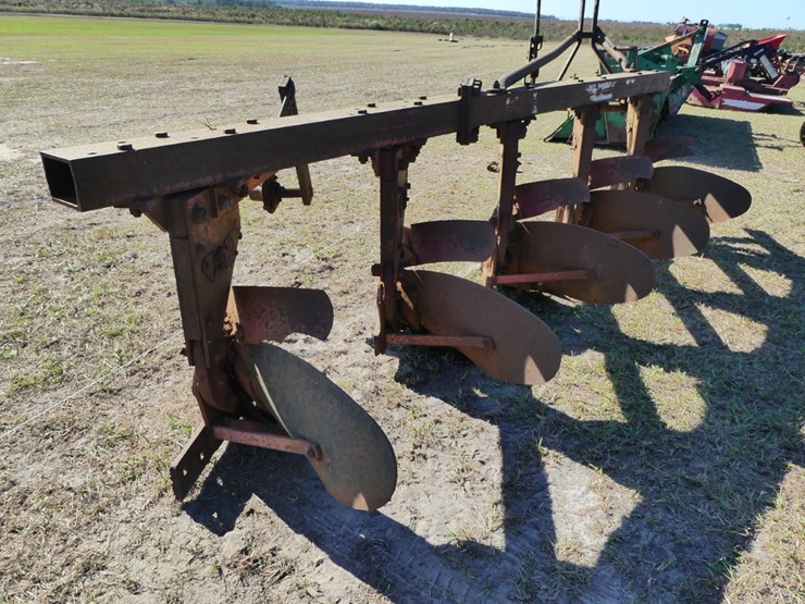 massey-ferguson-5-image-3