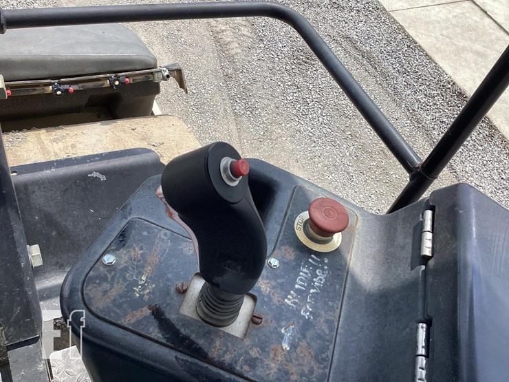 2004-ingersoll-rand-dd138hfa-image-15