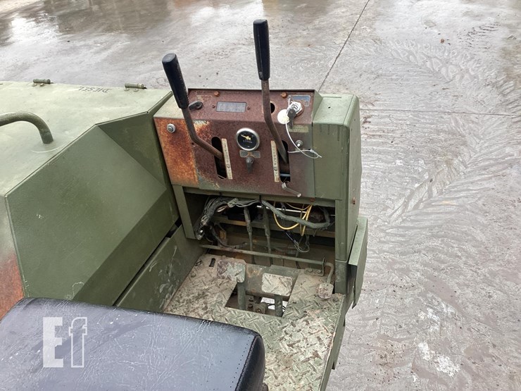 1996-komatsu-se23-image-13