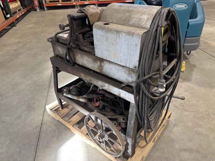 #3875-•-oster-mfg-pipe-threader-image-3